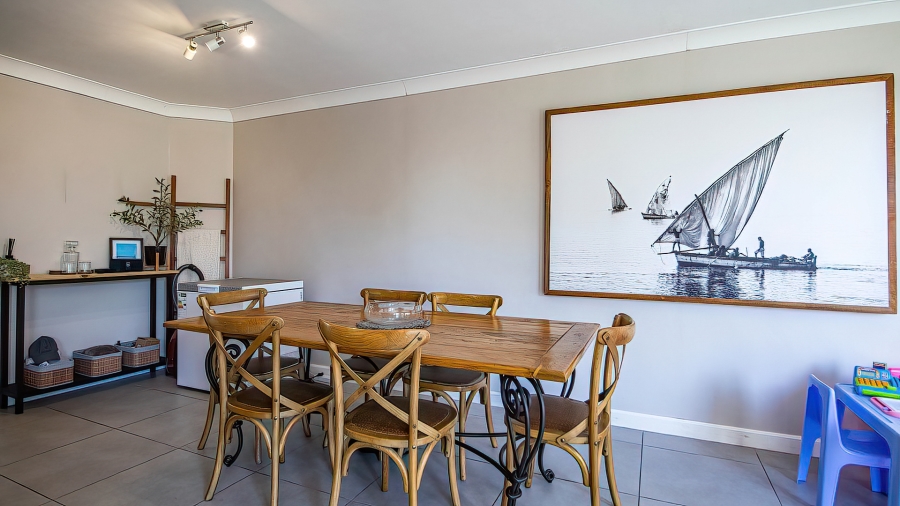 2 Bedroom Property for Sale in Piesang Valley Western Cape